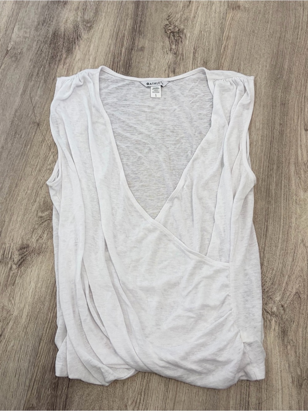 Athleta Breezy Wrap Tank Top Women’s Large WhiteAthleisure V-Neck Sheer yoga